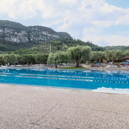 Garda Lake And Swimming Pool Apartment Garda (Verona)